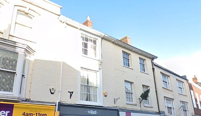 2 Bedroom Maisonette To Rent In Fore Street, Wellington, TA21