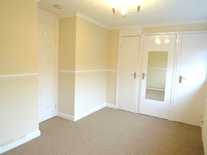 1 Bedroom Flat To Rent In Britannia Drive, Stretton, Burton-On-Trent, DE13