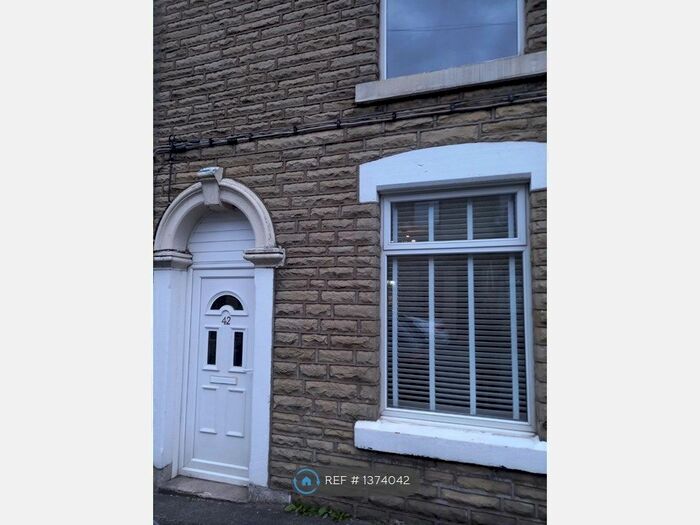 2 Bedroom Terraced House To Rent In Staley Road, Mossley, Ashton-Under-Lyne, OL5