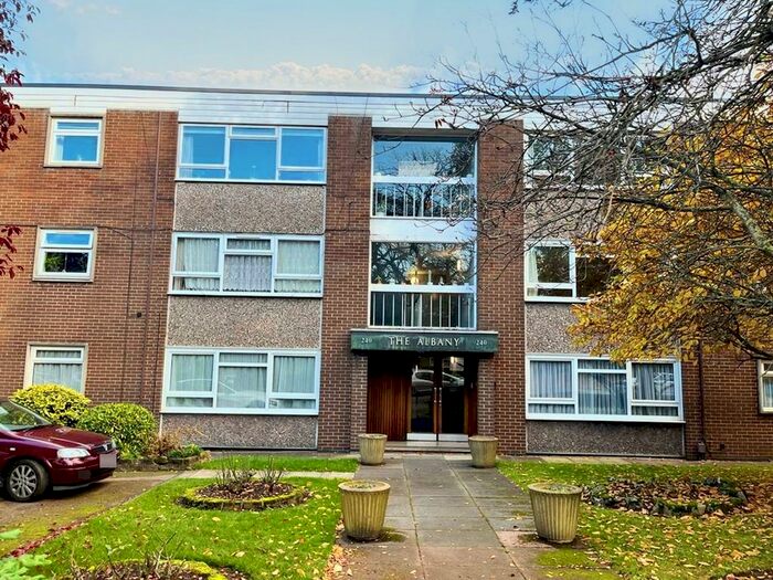 3 Bedroom Flat To Rent In London Road, Leicester, LE2
