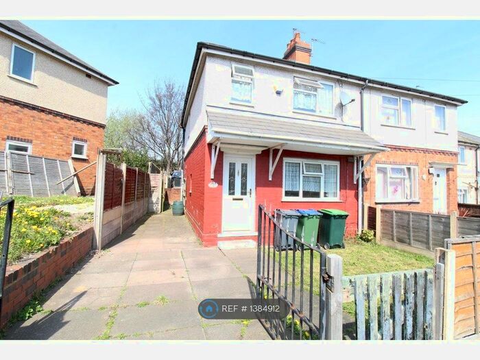 3 Bedroom Semi-Detached House To Rent In Kilvert Road, Wednesbury, WS10