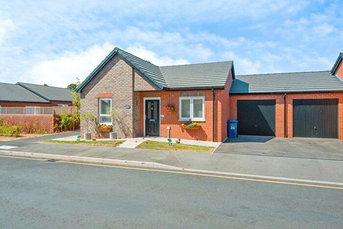 2 Bedroom Bungalow For Sale In Chestnut Road, Streethay, Lichfield, Staffordshire, WS13