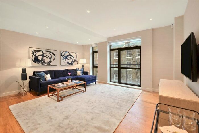 2 Bedroom Flat To Rent In Blandford Street, London, W1U