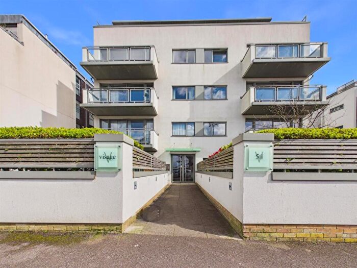3 Bedroom Flat To Rent In Visage, Palmeira Avenue, Hove, BN3
