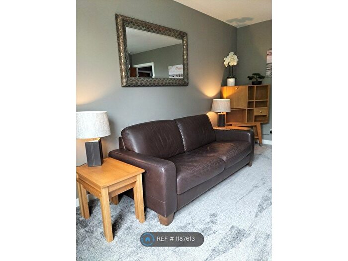 2 Bedroom Flat To Rent In E, Aberdeen, AB24