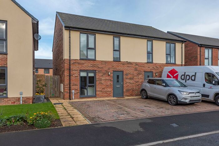 3 Bedroom Semi Detached House For Sale In Holly Way, Ellington, Dg., NE61