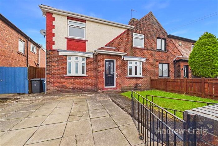 4 Bedroom Semi-Detached House For Sale In Beaufront Terrace, Jarrow, NE32