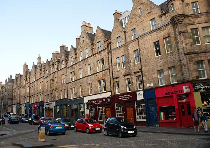 1 Bedroom Flat For Sale In St Mary's Street, Old Town, Edinburgh, EH1