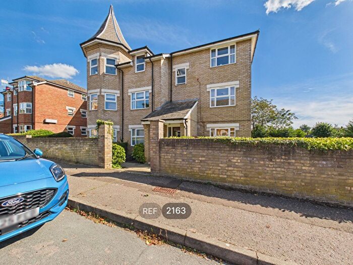 2 Bedroom Flat To Rent In Oxford Court, Oxford Road, Colchester, CO3