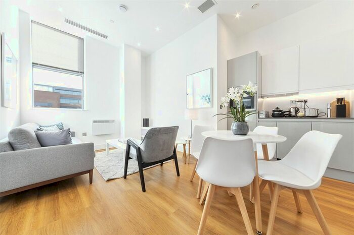 1 Bedroom Flat To Rent In Atria House, Bath Road, Slough, London, SL1