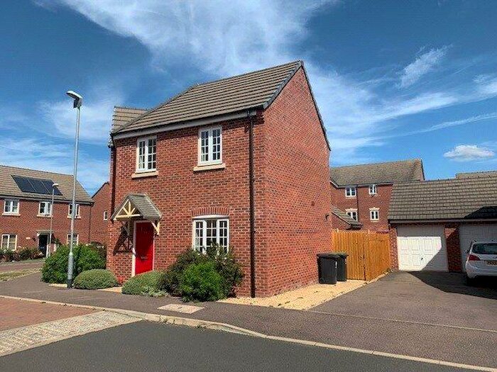 3 Bedroom Semi-Detached House To Rent In Creed Road, Oundle, Peterborough, Northamptonshire, PE8