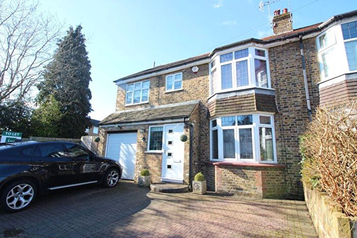 5 Bedroom Property To Rent In Titian Avenue, Bushey Heath, Bushey, WD23