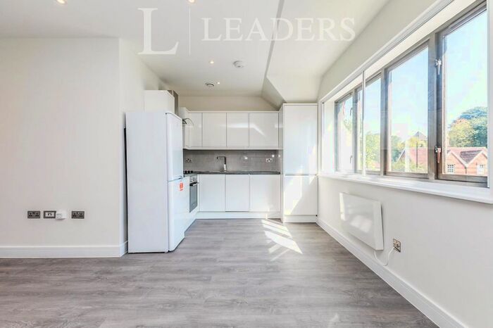 1 Bedroom Flat To Rent In High Street, Cranleigh, GU6