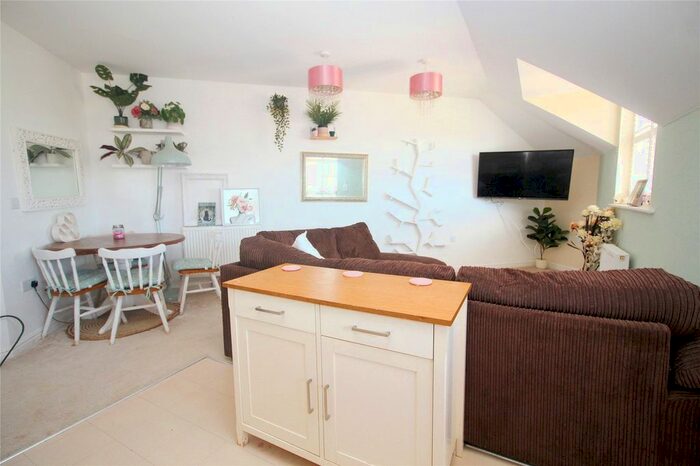 1 Bedroom Flat For Sale In Heddle Road, Andover, Hampshire, SP11