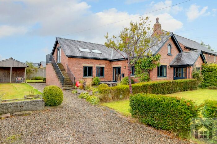 3 Bedroom Property For Sale In Drinkhouse Road, Croston, PR26