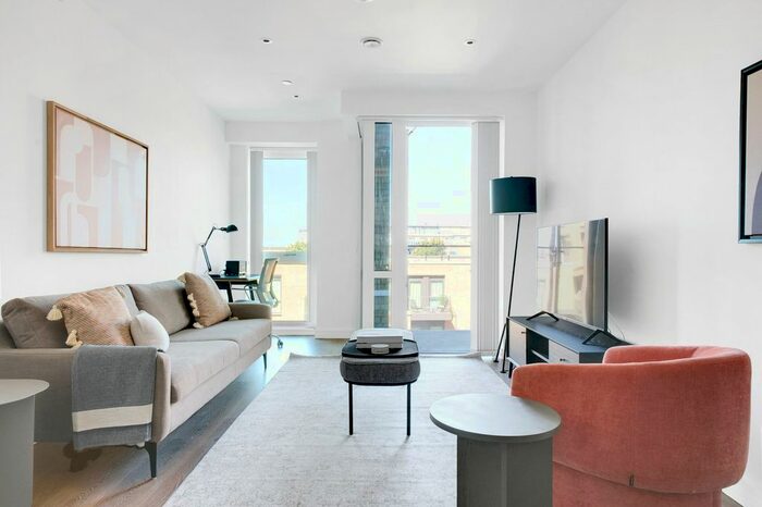 1 Bedroom Flat To Rent In Brackenbury Village, W6