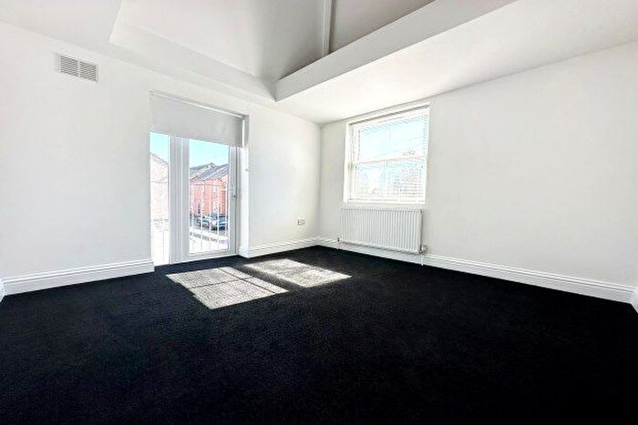 2 Bedroom Flat To Rent In Albert Road, Orpington, BR5