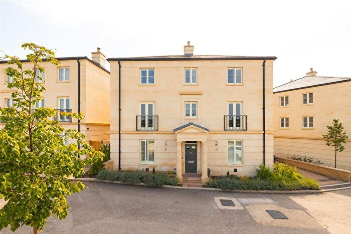 6 Bedroom Detached House To Rent In Holburne Park, Bath, BA2