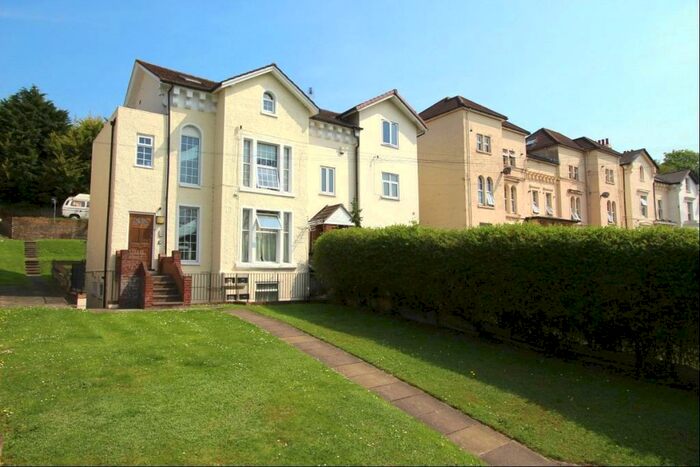 1 Bedroom Flat To Rent In Cobham Terrace Bean Road, Greenhithe, Kent, DA9