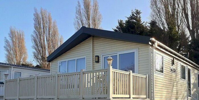 3 Bedroom Detached Bungalow For Sale In Higher Road, PR3