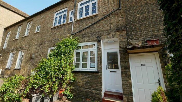 2 Bedroom Terraced House To Rent In Market Square, St. Neots, PE19