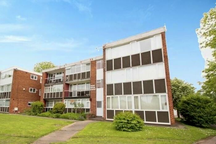 2 Bedroom Flat To Rent In West Moor Court, West Moor, Newcastle Upon Tyne, NE12