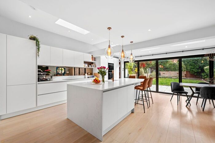 4 Bedroom Detached House To Rent In Croylands Drive, Surbiton, KT6