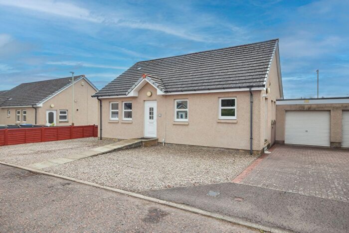 3 Bedroom Detached Bungalow For Sale In Cairns Park, New Alyth, Blairgowrie, PH11