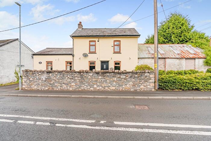 3 Bedroom Detached House For Sale In Berthon Road, Pontypool, NP4