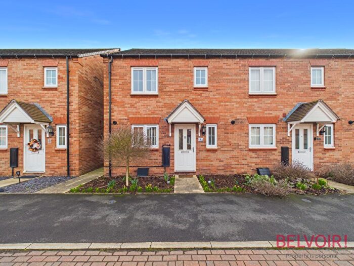 3 Bedroom Terraced House For Sale In Lupin Close, Edwalton, NG12