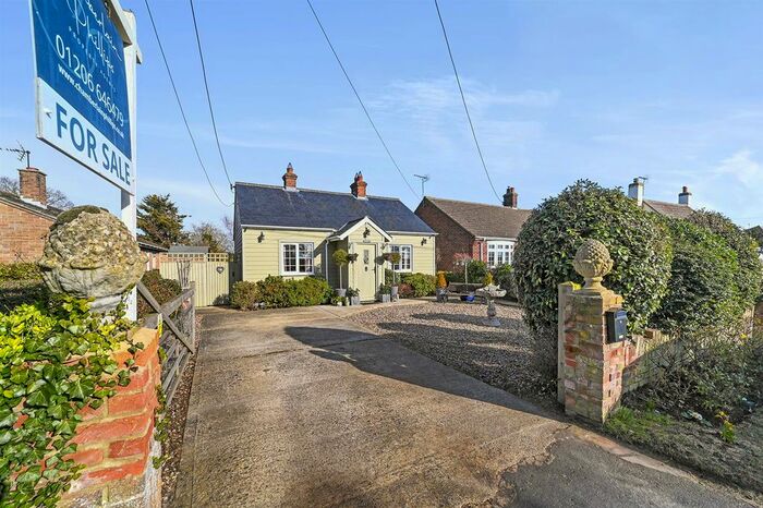 2 Bedroom Detached Bungalow For Sale In Bradfield Road, Wix, Manningtree, CO11