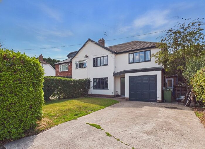 4 Bedroom Semi-Detached House For Sale In Westfield Lane, Swanland, North Ferriby, HU14