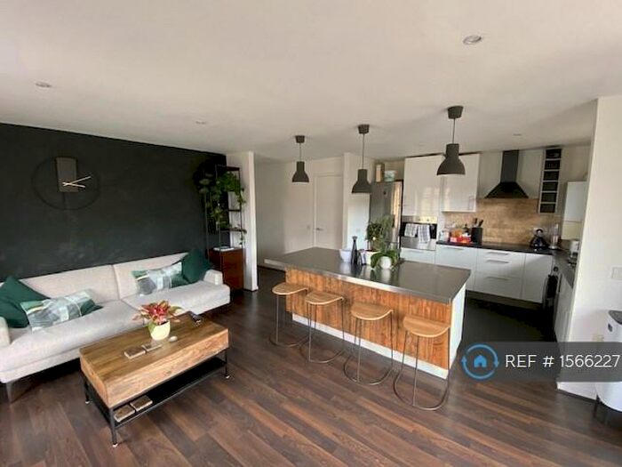 2 Bedroom Flat To Rent In Haggerston Road, London, E8