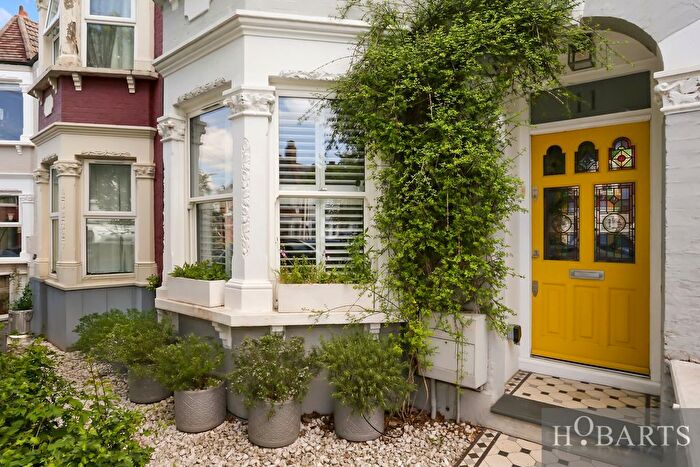 3 Bedroom Terraced House For Sale In Eastern Road, Alexandra Park, N22