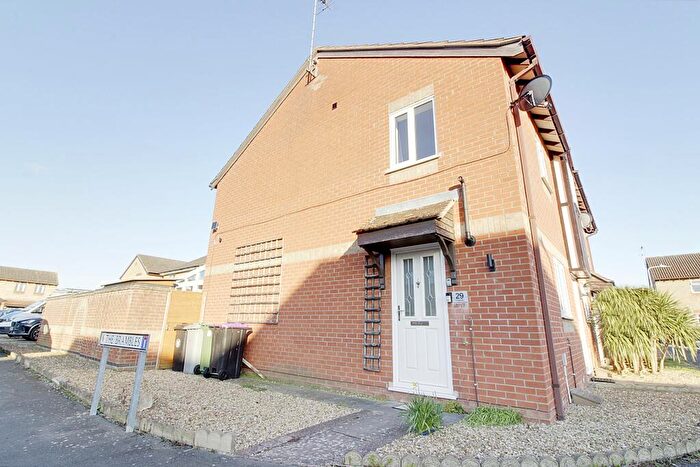 2 Bedroom End Of Terrace House To Rent In Foxgloves, Deeping St. James, PE6