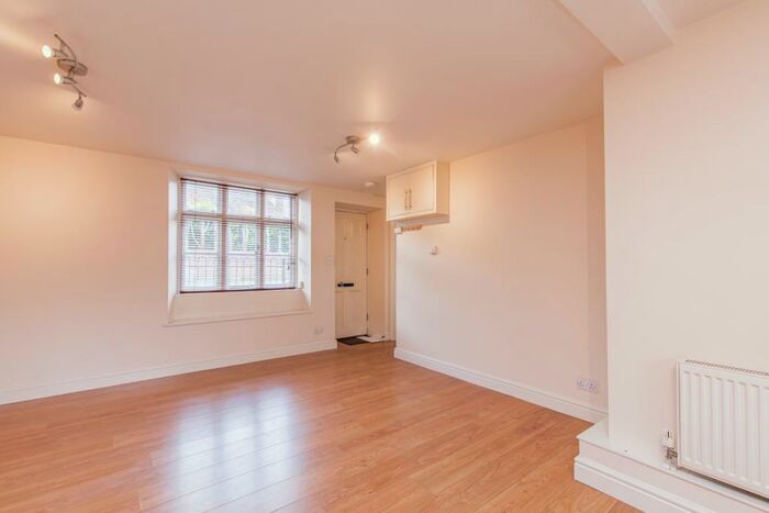 1 Bedroom Apartment To Rent In London Road, Bicester, OX26