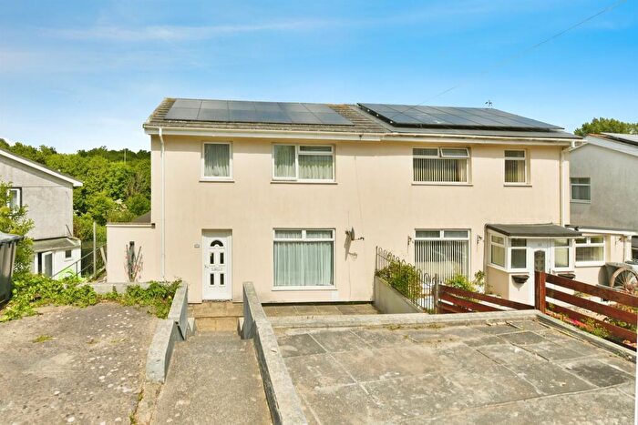 3 Bedroom Semi-Detached House For Sale In Priestley Avenue, Plymouth, PL5