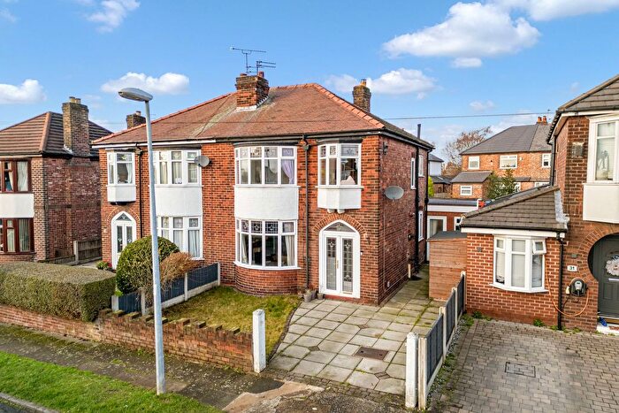 3 Bedroom Semi Detached House For Sale In Beaconsfield Crescent, Widnes, WA8