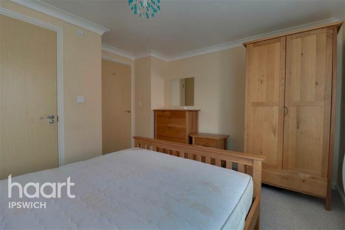 2 Bedroom Flat To Rent In Celestion Drive, Ipswich, IP3