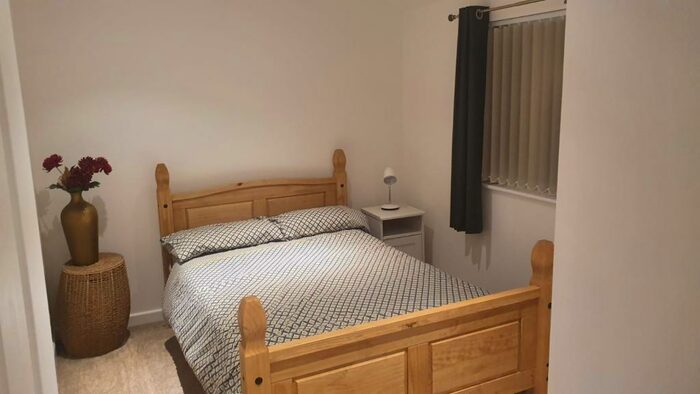 2 Bedroom House To Rent In Wells Road, Bristol, BS14