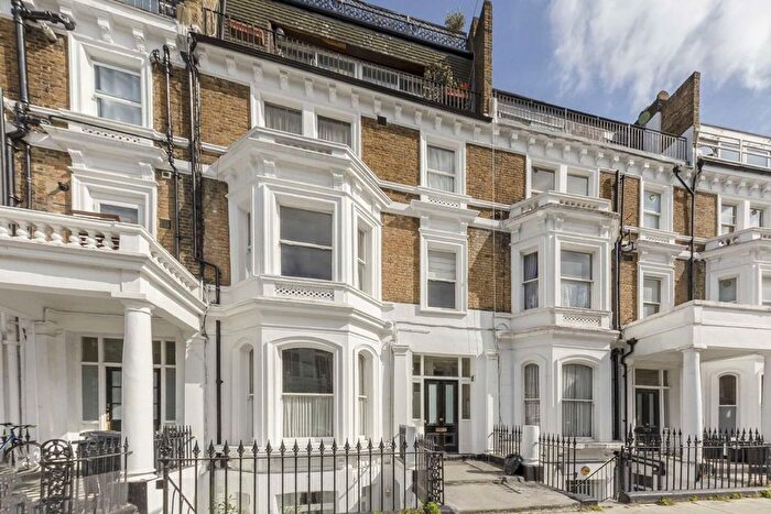 1 Bedroom Flat To Rent In Sinclair Gardens, West Kensington, W14