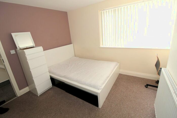 4 Bedroom Terraced House To Rent In Dysart Close, Coventry, West Midlands, CV1