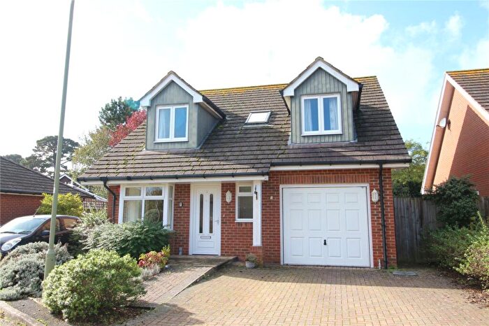 4 Bedroom Bungalow For Sale In The Ferns, New Milton, Hampshire, BH25