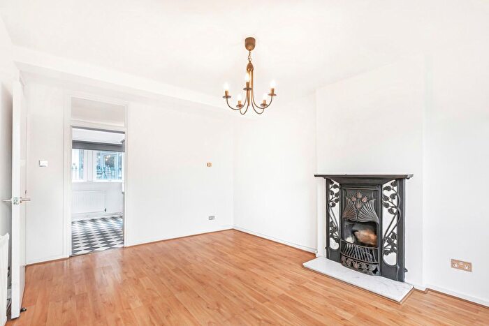 1 Bedroom Flat For Sale In Camden Walk, Angel, London, N1