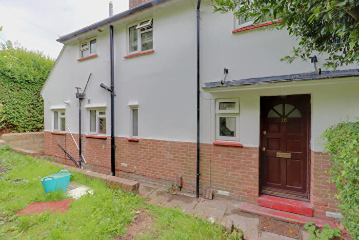 5 Bedroom End Of Terrace House To Rent In Ashurst Road, BN2