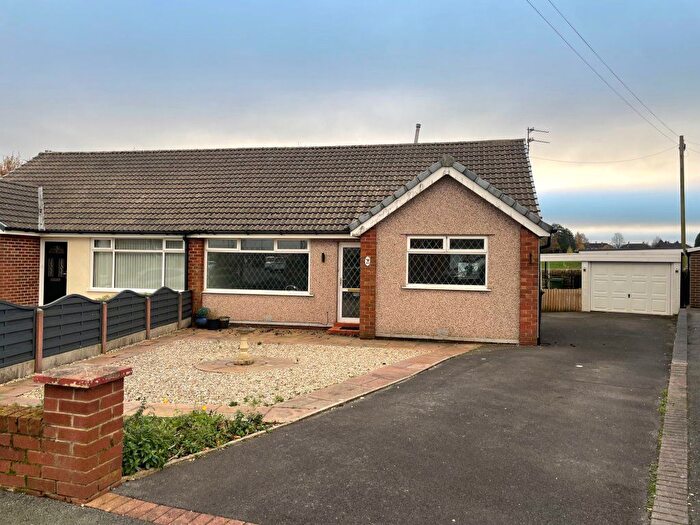 2 Bedroom Bungalow To Rent In Windsor Avenue, Church, Accrington, BB5