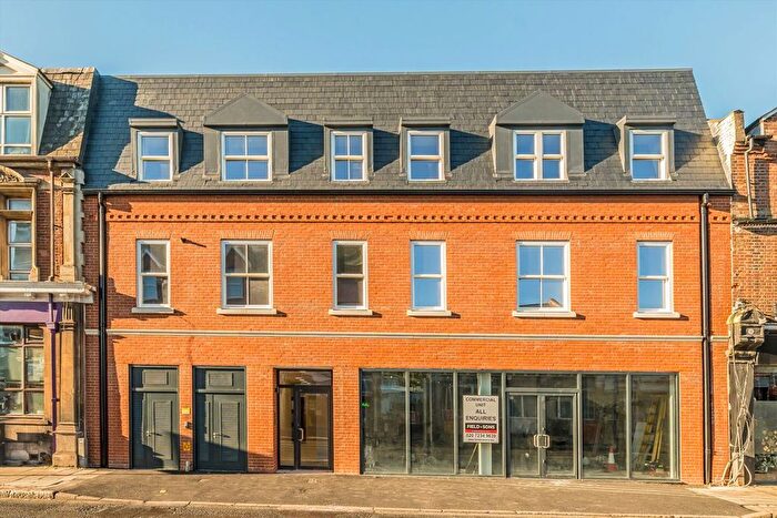 2 Bedroom Flat For Sale In Merton Road, South Wimbledon, SW19