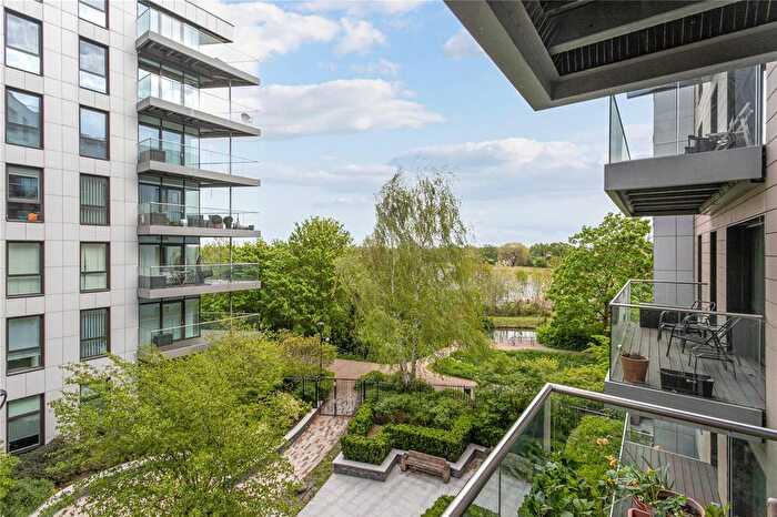 1 Bedroom Flat For Sale In Woodberry Grove, London, N4