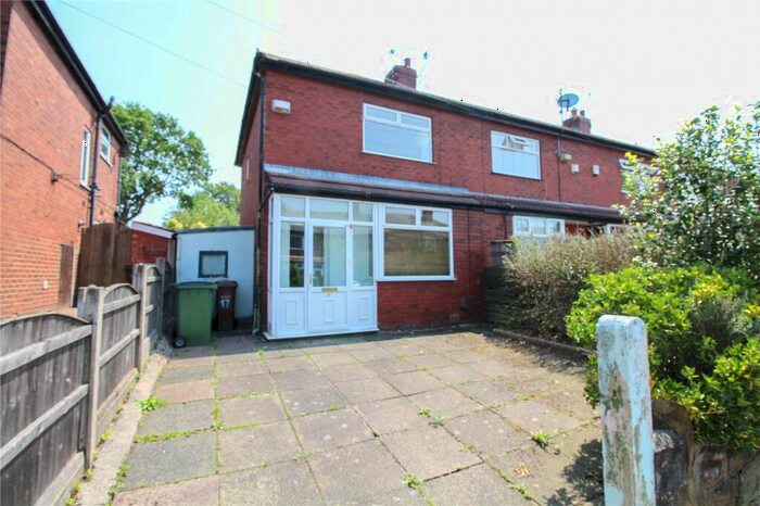 2 Bedroom Semi-Detached House To Rent In Handforth Road, South Reddish, Stockport, Cheshire, SK5
