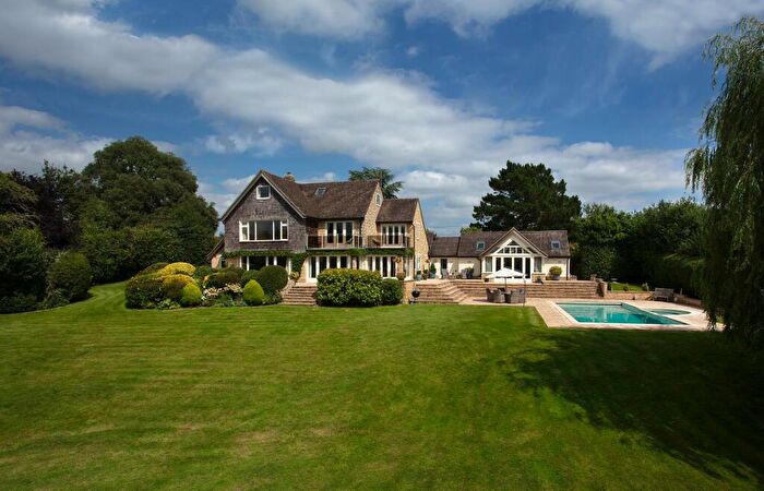 6 Bedroom Detached House For Sale In Church Hanborough, Witney, Oxfordshire, OX29